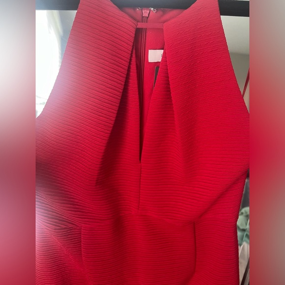 Be a 🔥smoke show🔥 in this red dress! - Picture 6 of 6